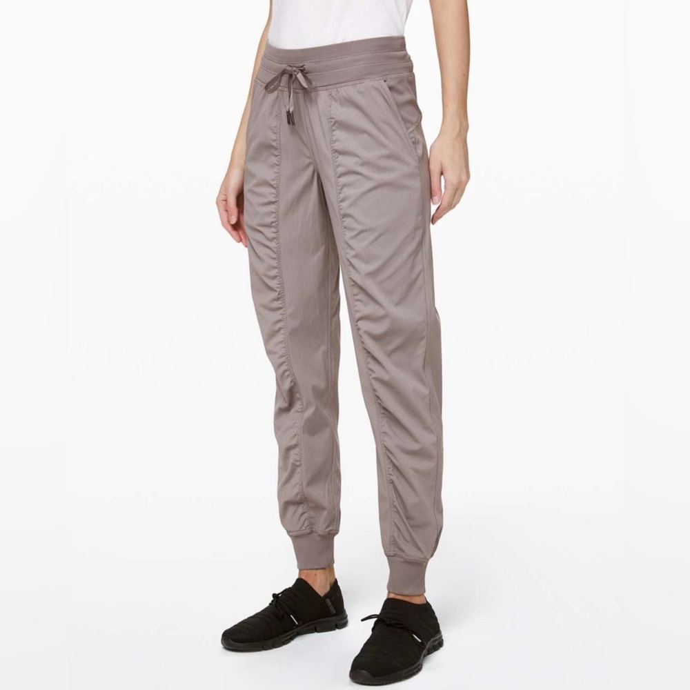 RARE Lululemon Dance Studio Jogger 28” – Half Moon Color, Size 10 (Like New)